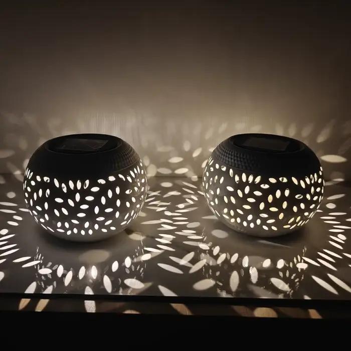 Lampe solaire d'extérieur à LED, lanterne décorative en métal ajouré, pour terrasse et jardin, lumiè