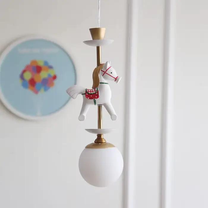 Lampe de chevet à Led pour enfants, cheval en bois moderne, éclairage du plafond pour enfants