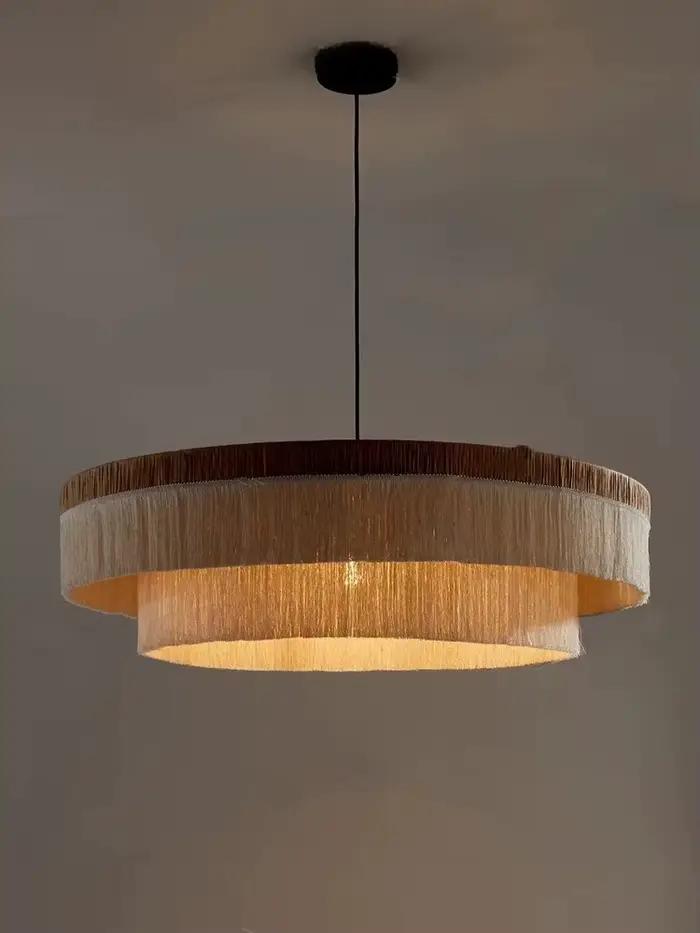 Luminaire suspendu en raphia naturel et rotin