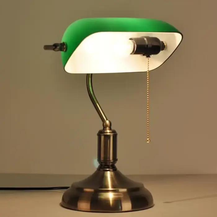 Antique Bronze mode lampe de Table américain rétro étude travail lecture lampes de bureau vert Protection des yeux chambre chevet Luminaires