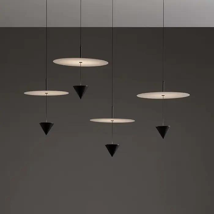 Suspension linéaire réglable minimaliste