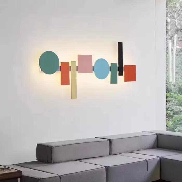 Applique murale LED colorée créative