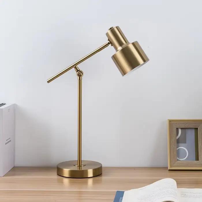 Lampe de Chevet Moderne Minimaliste pour Chambre à Coucher, Lampe de Lecture de Luxe Américaine pour Hôtel, Lampe de Table de Nuit Décorative en Fer