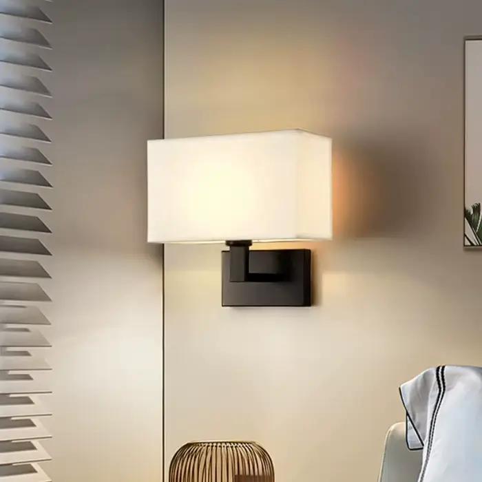 Applique murale de chevet d'hôtel transfrontalière moderne minimaliste chambre couverture en tissu lampe de lecture