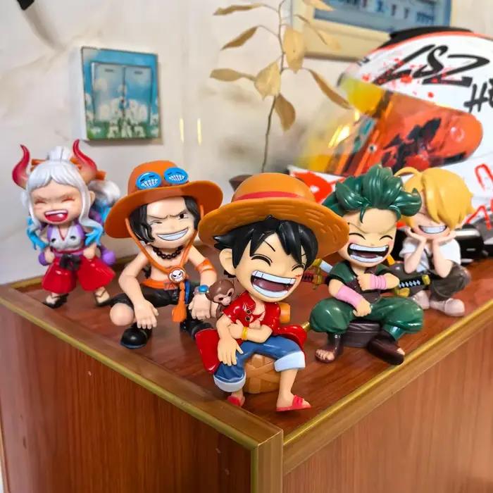 Figurines d'anime One Piece, jouets Luffy en position assise, figurine d'action en PVC, modèle de collection, poupée, cadeaux d'anniversaire pour enfants, nouvelle collection