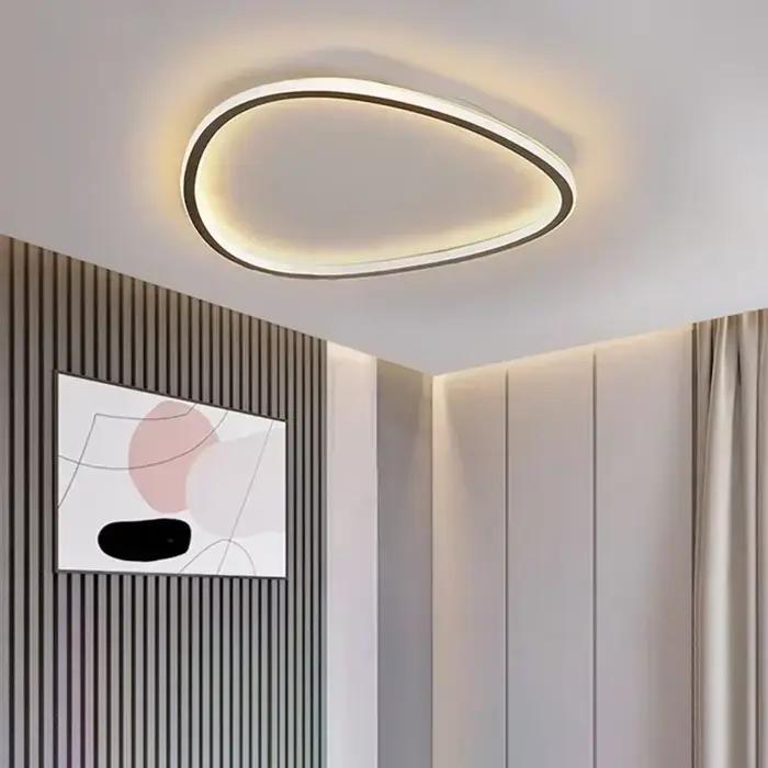 Plafonnier LED au Design Moderne