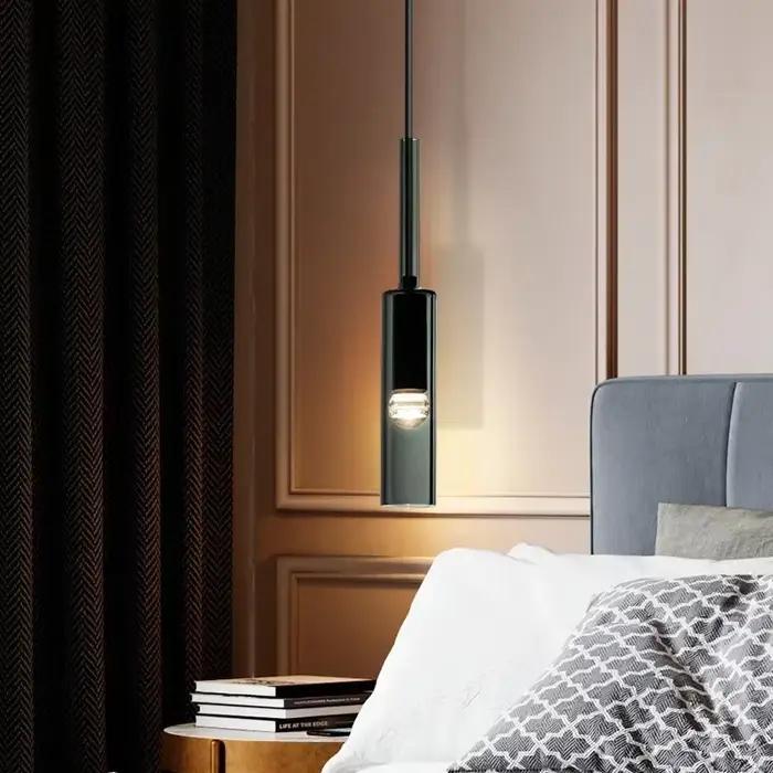 Plafonnier LED suspendu en verre au design moderne