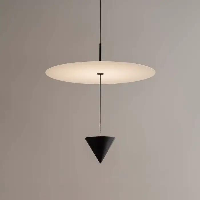 Suspension linéaire réglable minimaliste