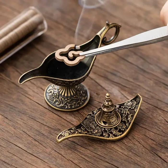 Brûleur d'encens en métal de style antique