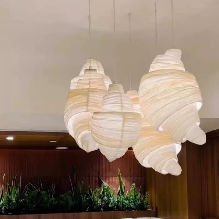 Lampe suspendue créative de style japonais avec un design artistique