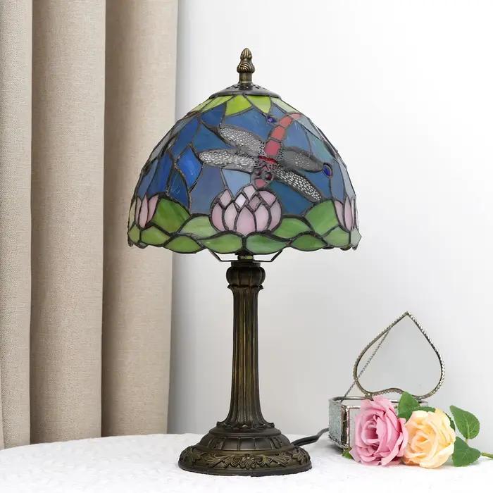 Lampe de table européenne