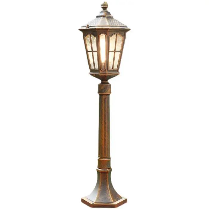 Style européen rétro lampe à gazon à tête unique étanche extérieure Villa jardin haut pôle éclairage d'herbe pour cour paysage
