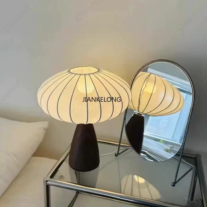 Lampe de bureau nordique