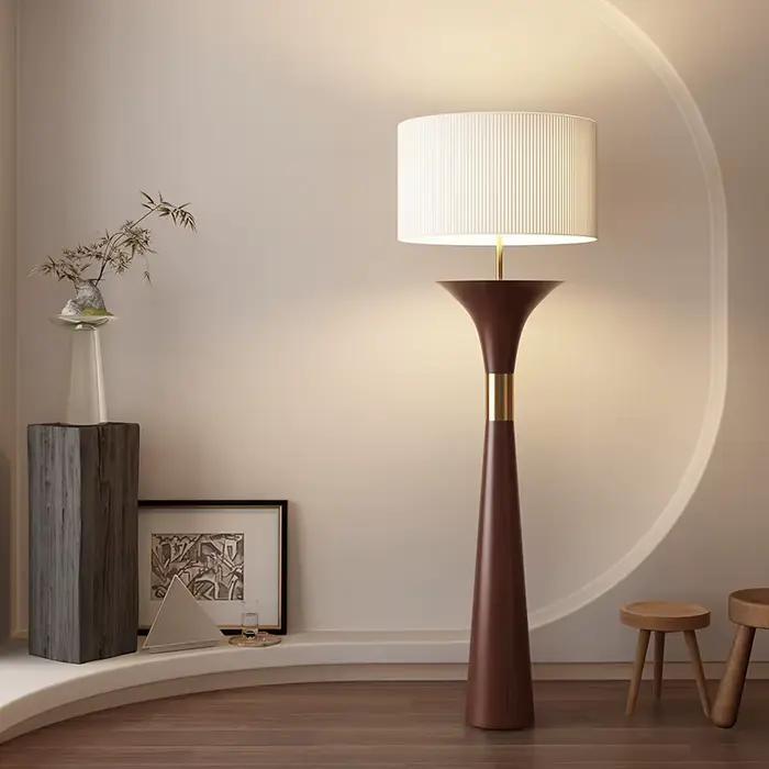Lampadaire LED en tissu médiéval français en noyer