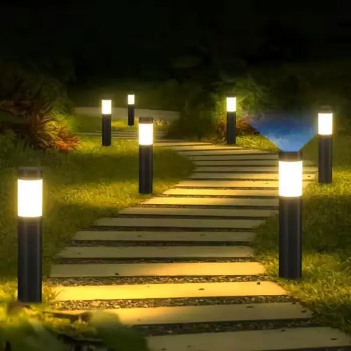 Réverbères solaires extérieurs à LED 1/2/4 avec capteurs de mouvement marche/arrêt automatiques adaptés aux jardins