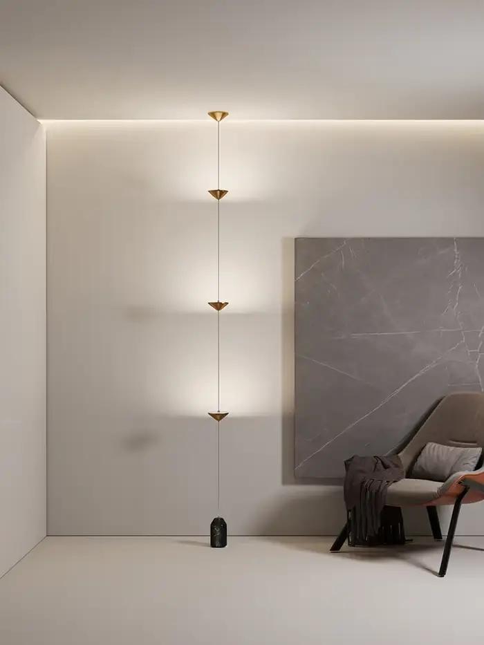 Lampe de sol en forme de sablier moderne avec lumière d'ambiance dorée pour salon et chevet occasions spéciales élégante à offrir