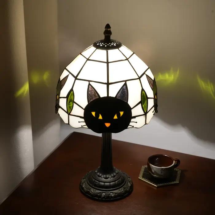 Lampe de bureau chat noir mignon, lampe de table vintage en vitrail avec base animale pour chambre de fille, chevet, décoration, cadeau de festival