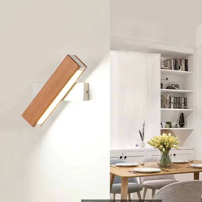 Applique murale nordique rotative à LED en bois massif