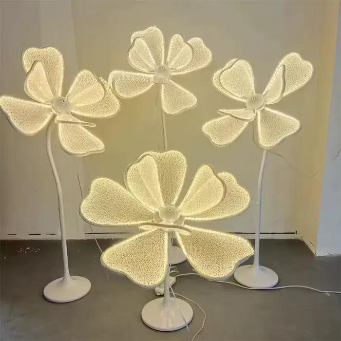 Lampe à fleurs LED pivoine en soie pour décoration de mariage et événements spéciaux intérieurs blanc chaud lumière dentelle tulipe浪漫灯光装饰吊灯-牡丹白炽LED蕾丝花婚礼装饰内部照明光源牡丹白炽LED蕾丝花婚礼装饰特殊场合