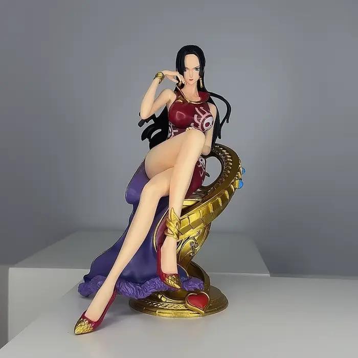 Figurine Boa Hancock en PVC pour canapé assis, 23cm, modèle d'affichage statique, jouets de décoration à collectionner, Statue cadeau pour Fans, une pièce