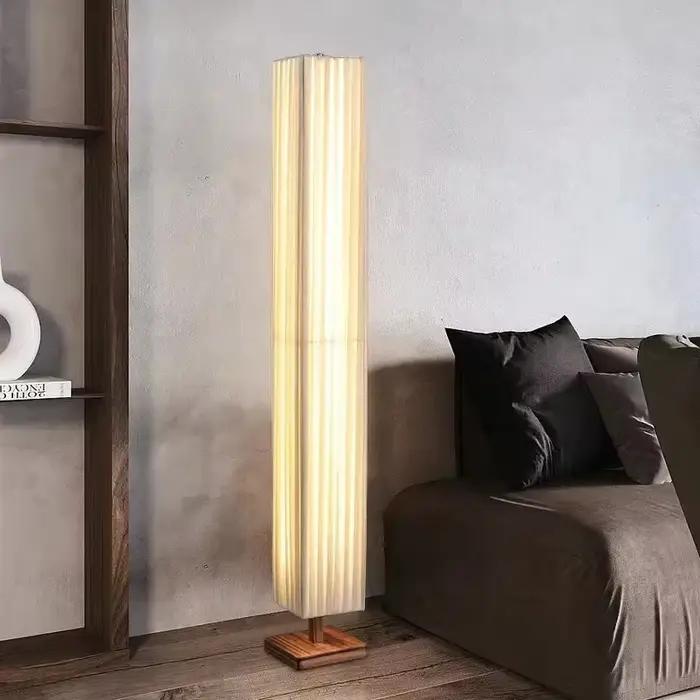 Lampadaire LED en bois et tissu