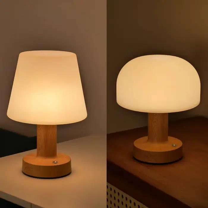 Lampe de table LED moderne style champignon
