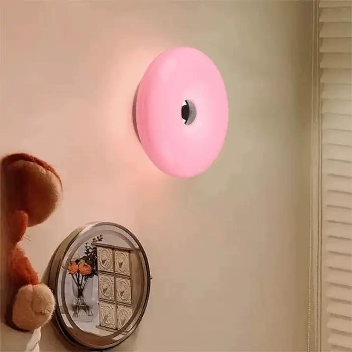 Lampe tricolore en plastique beignet moderne avec interrupteur tactile pour économie d'énergie et prise USB chambre bureau transformation ambiance