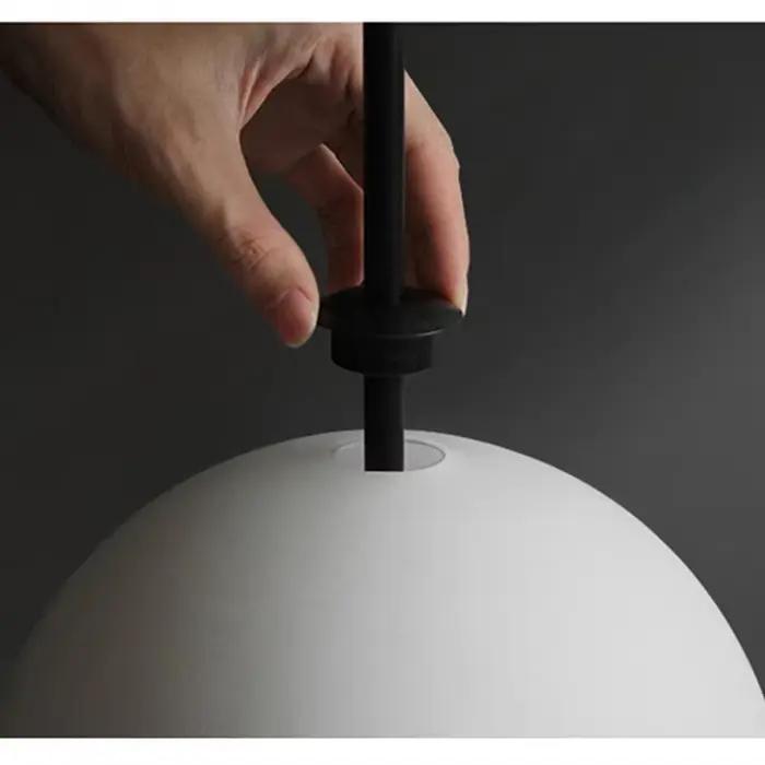 Lustre boule de verre moderne pour chambre principale, cuisine, salon, bureau, hôtel et bar - éclairage à vitrail avec interrupteur tactile - design minimaliste et ambiance personnalisable