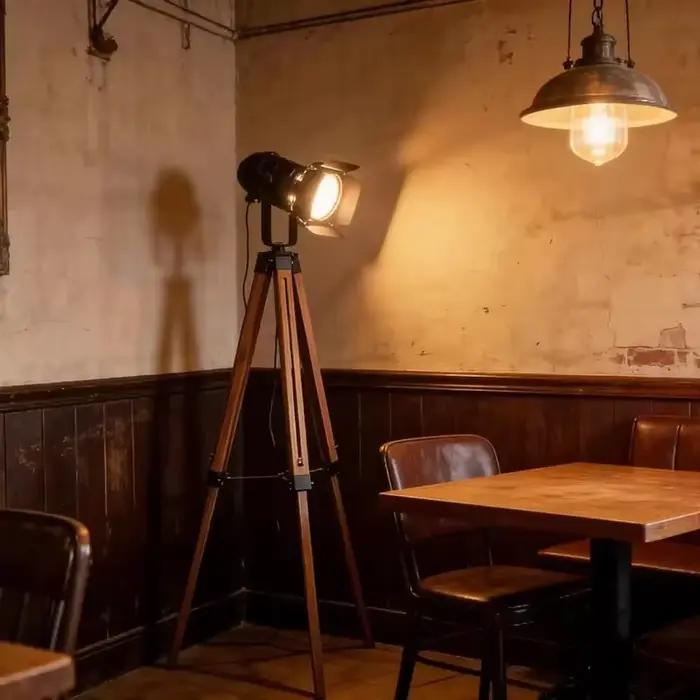 Lampe sur pied rustique vintage pour la décoration de la maison