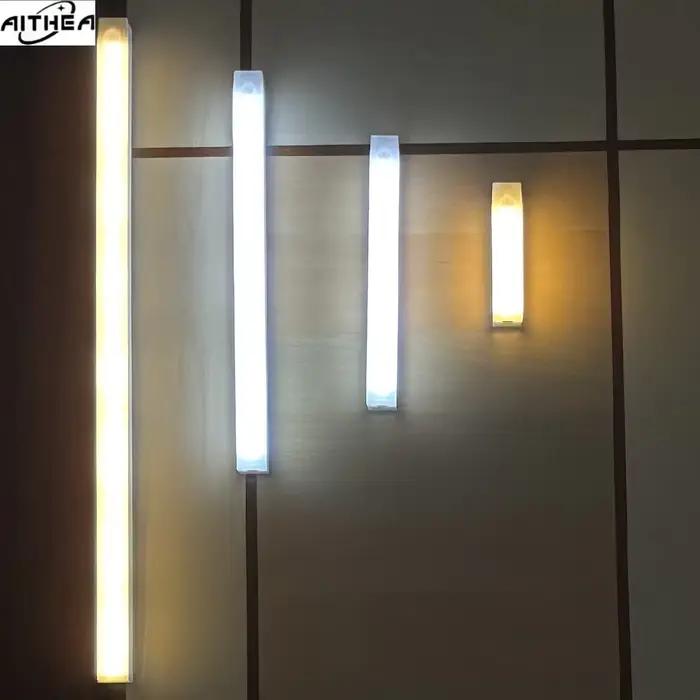 Lampe de nuit LED à détecteur de mouvement AITHEA