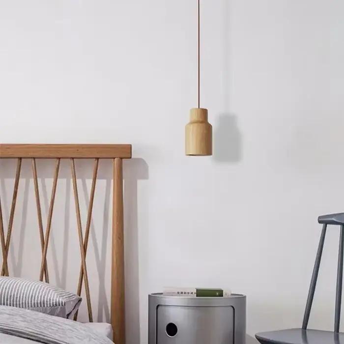 Lampe LED suspendue en bois de caoutchouc