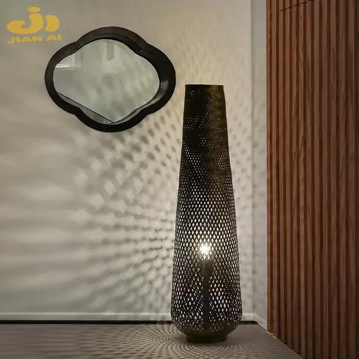 Lampadaire LED tissé en bambou tissé à la main