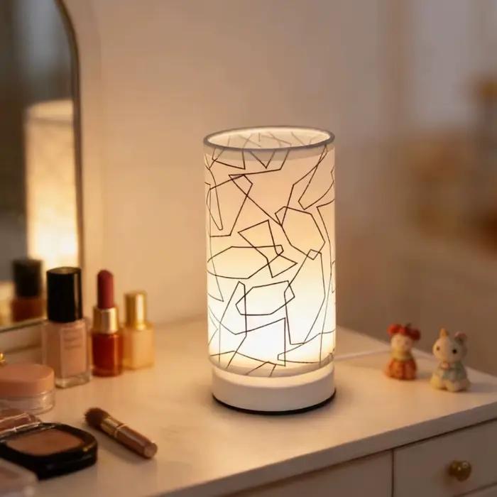 Lampe de bureau en tissu de style nordique moderne