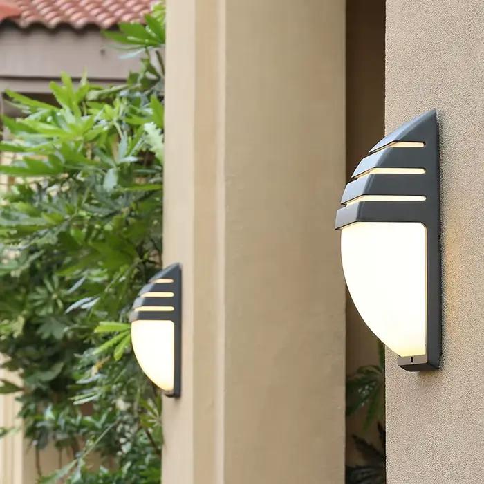 Applique murale Radar LED avec capteur de mouvement pour éclairage extérieur moderne et durable pour porch lights occasions spéciales