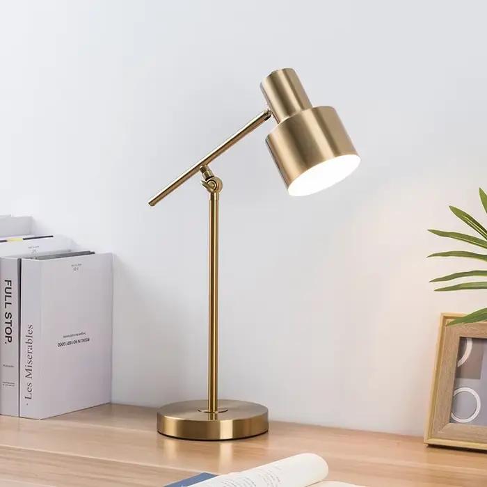Lampe de Chevet Moderne Minimaliste pour Chambre à Coucher, Lampe de Lecture de Luxe Américaine pour Hôtel, Lampe de Table de Nuit Décorative en Fer