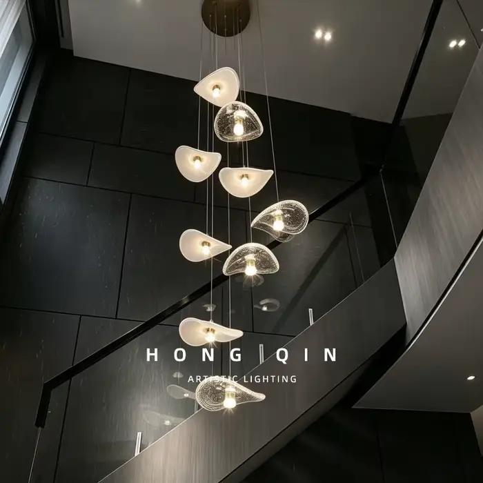 Lustre suspendu moderne en verre pour escalier