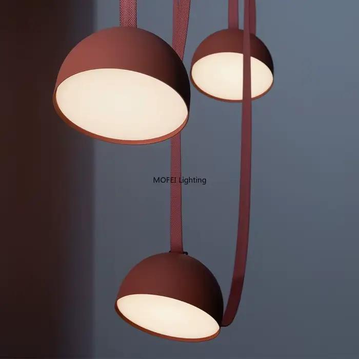 Lampe suspendue en cuir de designer italien