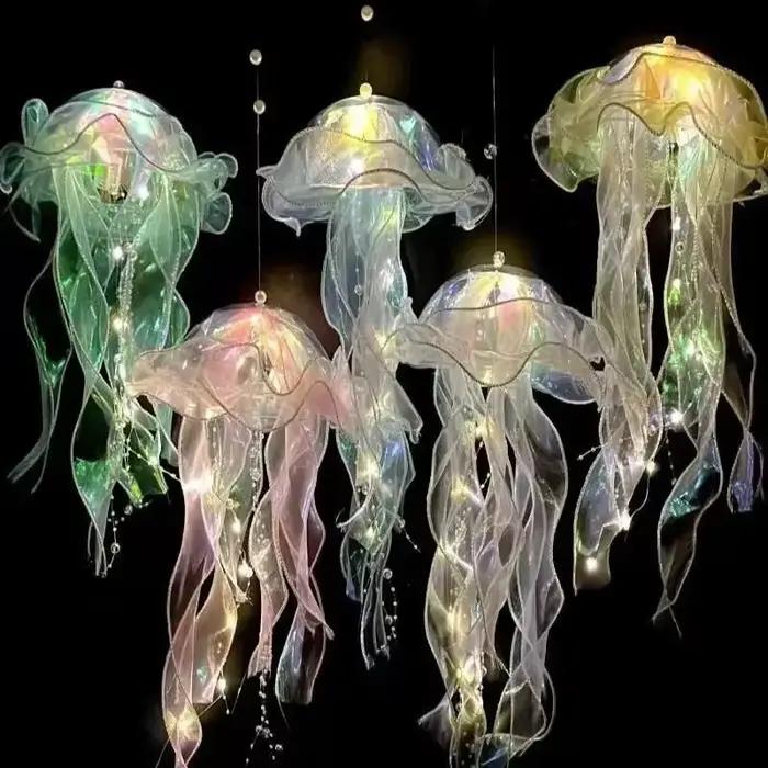 Lampe Méduse Portable Lanterne Enfant Chambre Suspendue Veilleuse Sous La Mer Coloré Sirène Océan Fête Décor À La Maison Occasions Spéciales