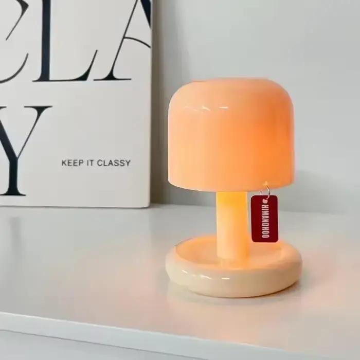 Mini lampe de nuit créative de style champignon