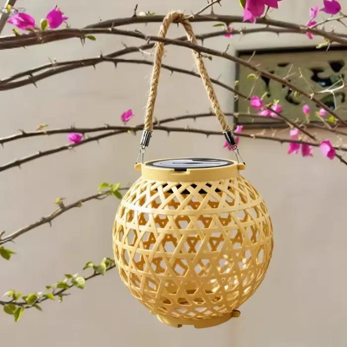 Lanterne solaire LED imitation bambou