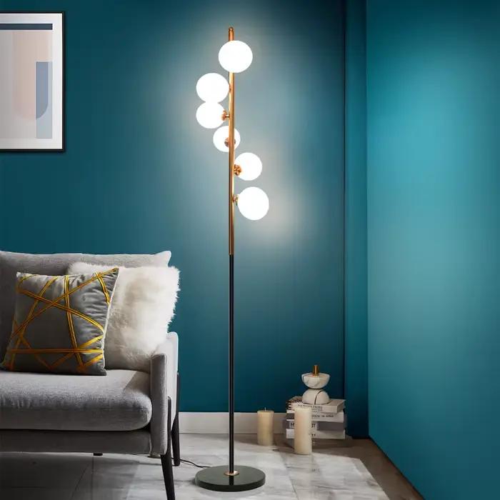 Lampe autoportante en verre au design nordique post-moderne, luminaire décoratif d'intérieur, idéal pour un salon ou une chambre à coucher, art créatif