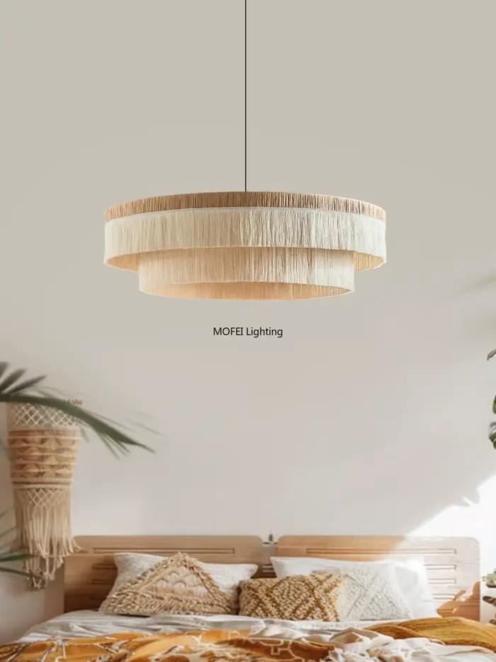 Luminaire suspendu en raphia naturel et rotin