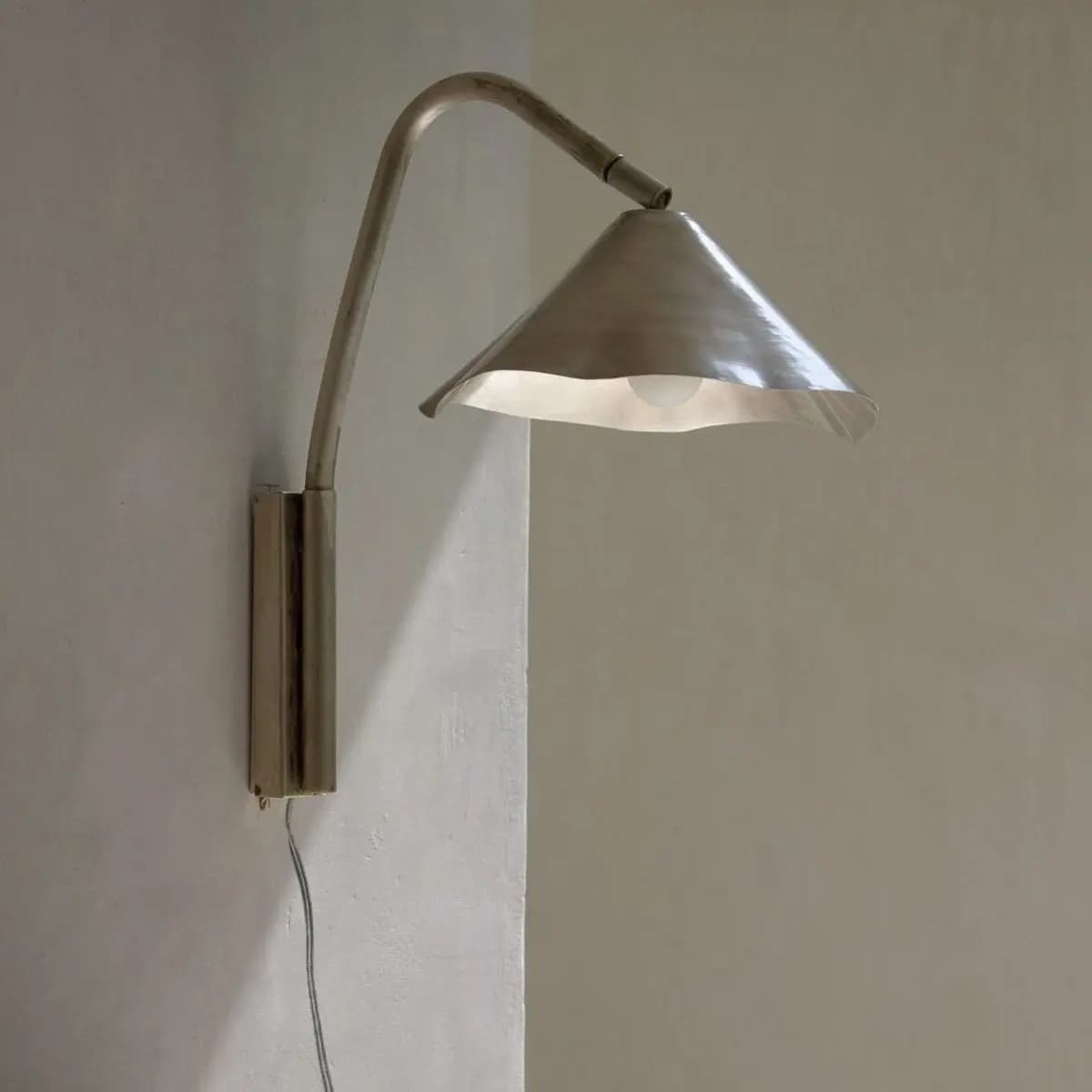 Lampe murale design, lampe murale rétro Bauhaus espagnole, style médiéval et minimaliste, luminaires