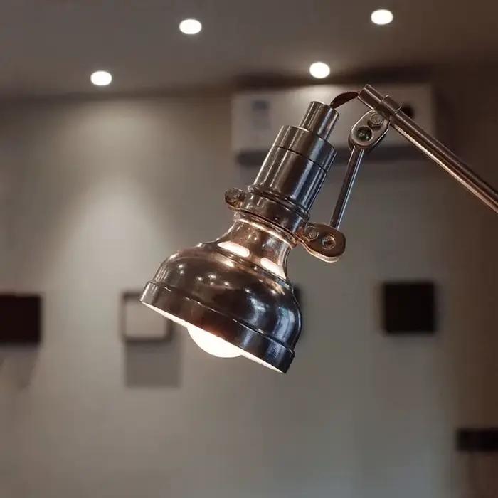 Lampe murale décorative rétro industrielle à bras télescopique long