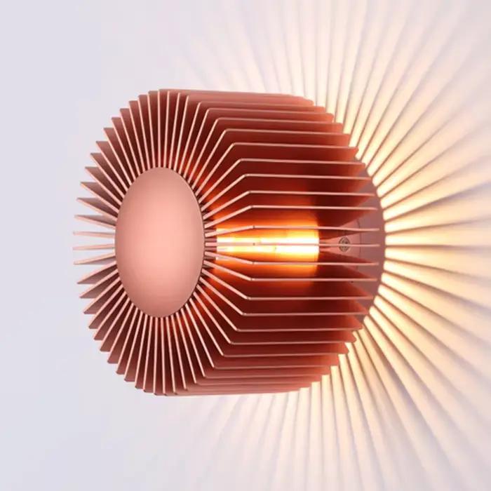 Petite Applique Murale en Aluminium au Design Moderne