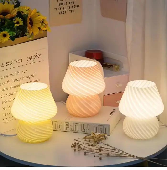Lampe de table en verre à LED pour chambre à coucher