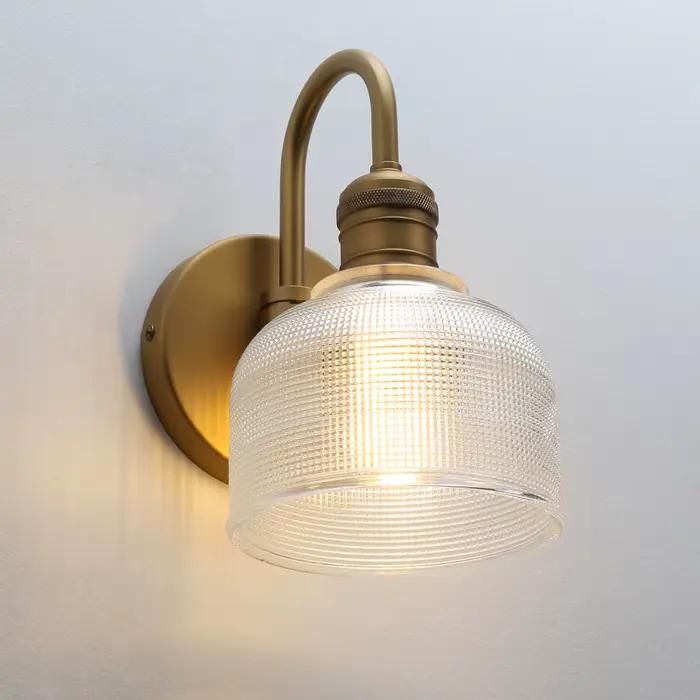 Lampe murale rétro Permo avec abat-jour en verre en forme de bol