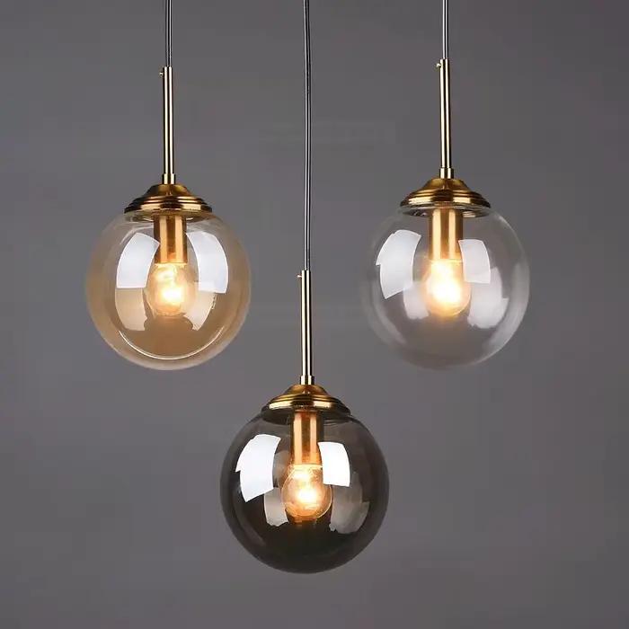 Lampes suspendues nordiques modernes en forme d'île de boule de verre gris