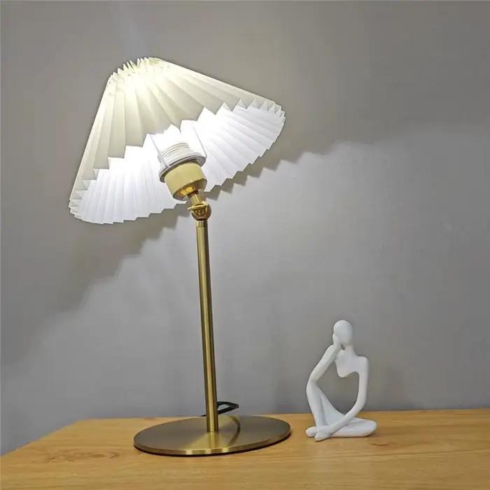Lampe LED Nordique Rétro à Angle Réglable, Luminaire Décoratif d'Nik, Idéal pour un Bureau, une Chambre à Coucher ou un oral et