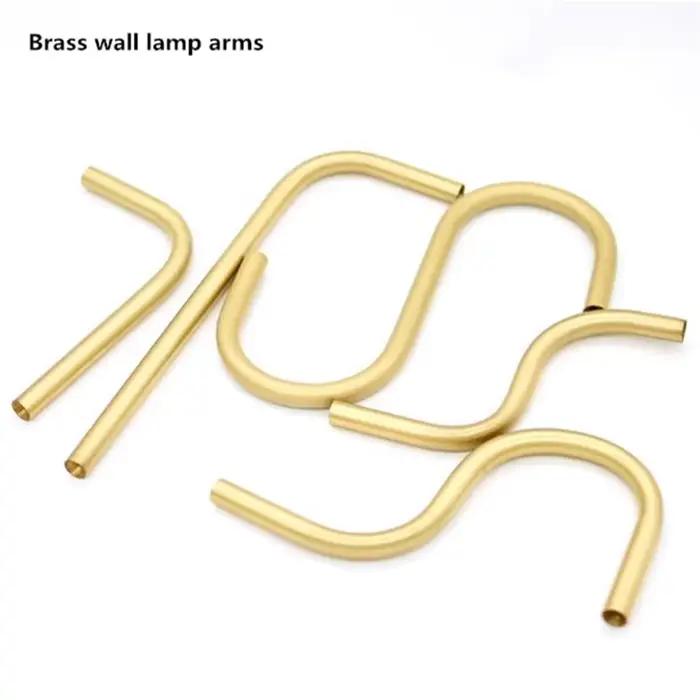Lampe murale en cuivre pur avec tube fileté en laiton pour une ambiance chaleureuse et accueillante à installer dans salon ou chambre occasions spéciales